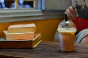 Cafe Hầm Sách