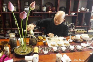 Cafe Hiền Minh Tea - Trà Sen Ướp Gạo