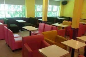 Cafe Hot & Cold - Trà Sữa & Xiên Que - Quang Trung