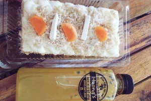 Cafe Huong's Bakery - Bông Lan Trứng Muối & Nước Ép Hoa Quả