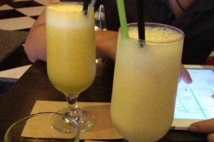 Cafe & Karaoke Sinh Viên