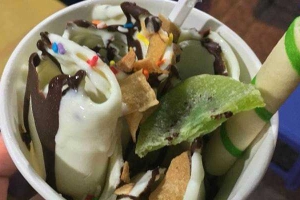 Cafe Kem Cuộn Mập Mập - Phạm Văn Đồng