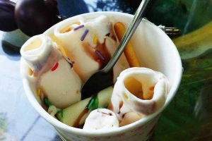 Cafe Kem Cuộn Polii