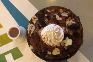 Cafe, Kem & Sinh Tố - Đường Số 19