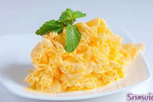 Cafe Kem Tuyết Snowie Deli - Cách Mạng Tháng 8