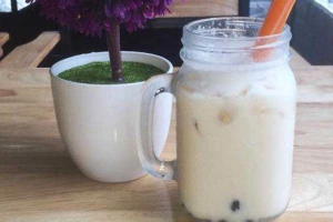 Cafe Kimochi - Food & Drinks