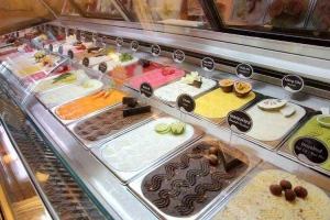 Cafe Little Paris - Sữa Chua Hạt Đác, Trà Trái Cây Tươi & Kem