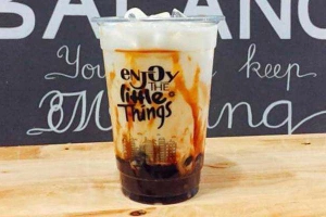 Cafe Lucha Milk Tea