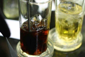 Cafe Minh - Ven Hồ