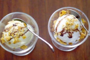 Cafe Moon - Kem & Trà Sữa