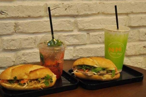 Cafe Nhân Ngãi - Rolls & Juice Bar