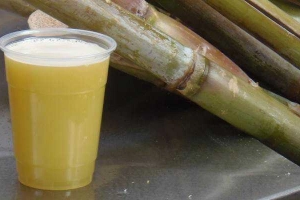 Cafe Nước Mía Sầu Riêng - Nước Dừa