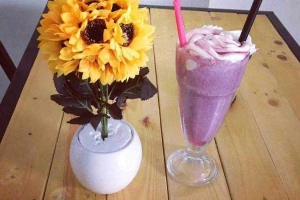 Cafe Q&Q Juice