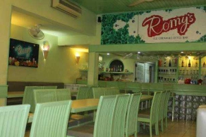 Cafe Romy's Italian Ice Cream - Vinpearl Land