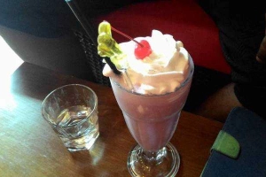Cafe Room - Juice & Smoothie