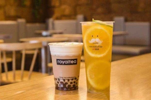 Cafe Royaltea - Hoàng Hoa Thám