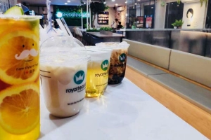 Cafe Royaltea Vietnam By Hongkong - Tân Quý