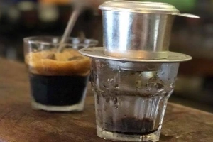 Quán Ăn Cafe & Sinh Tố - Trần Cung