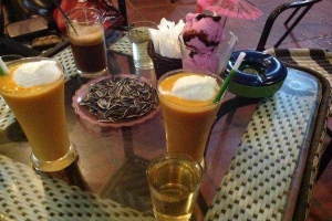 Cafe Sinh Tố - Trấn Vũ