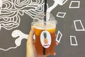 Cafe Tom's Smoothie & Icecream - Golden Palace