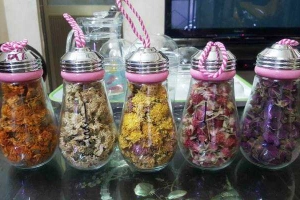 Cafe Trà Hoa Nghệ Thuật