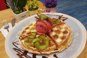 Cafe Waffle Place - Bánh Tổ Ong Nướng - Pearl Plaza