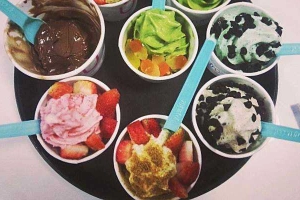 Cafe Yogen Fruz - Thợ Nhuộm