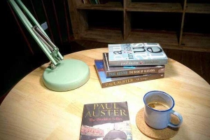 Cái Đèn - Cafe Sách