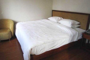 Cẩm Giàu Hotel