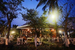 Cẩm Phong Cafe