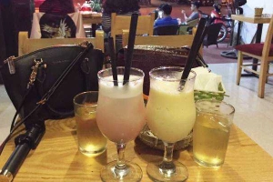 Cận Cafe