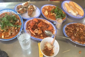 Quán Ăn Cảng - Hải Sản & lẩu