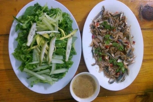 Quán Ăn Cây Nhãn - Hải Sản Tươi Sống