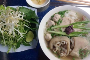 Quán Ăn Cây Sung Quán - Bún Mọc