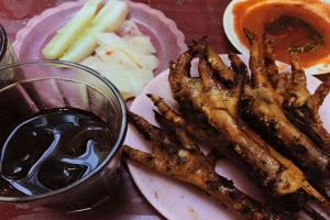 Quán Ăn Chân Gà Nướng - Lý Văn Phức