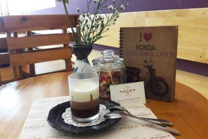 Chảnh - Cake & Coffee & Tea Shop