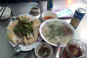 Cháo Gà Hầm & Móng Giò