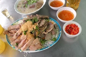 Quán Ăn Cháo Gỏi Vịt 162