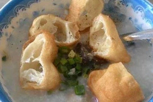 Quán Ăn Cháo Huyết Bò Viên - Trần Hưng Đạo