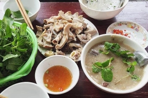 Quán Ăn Cháo Lòng Bác Thơm