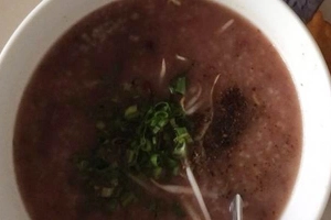 Quán Ăn Cháo Lòng Cây Me - Cách Mạng Tháng 8