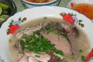 Quán Ăn Cháo Lòng O Nga - Lịch Đợi