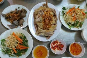 Quán Ăn Cháo Vịt Thanh Đa (Gốc Nhà Lá) - Trần Bình Trọng