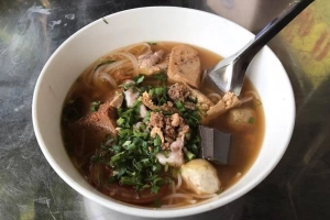 Quán Ăn Châu - Bún Riêu, Bún Ốc & Bún Giò Heo