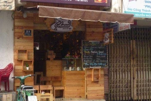 Chaud Cafe