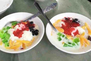 Chè & Ăn Vặt Các Loại - Nguyễn Ngọc Vũ