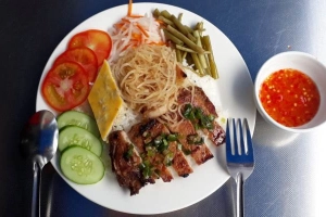 Quán Ăn Chè & Cơm Tấm Sài Gòn - Ngọc Lâm