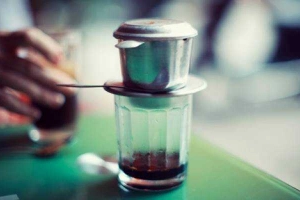 Chị Hậu - Cafe & Nhậu Bình Dân
