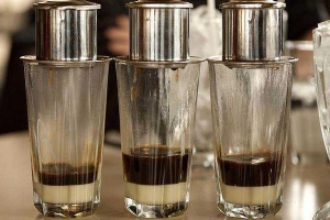 Chi Hưng - Coffee & Bánh Cuốn Nóng