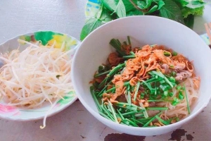 Quán Ăn Chị Hương - Hủ Tiếu Mì, Nui & Bánh Canh